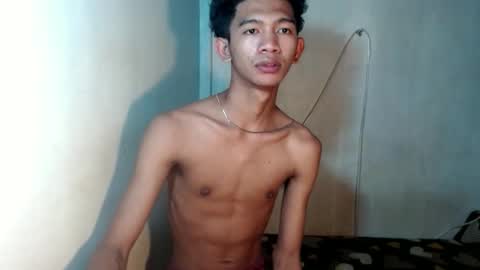 _rellvanxx online show from December 19, 11:22 pm