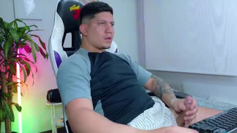 Roberto online show from February 7, 7:00 am