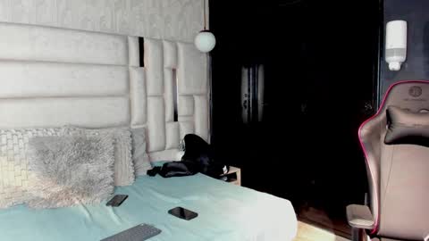 _sammy_ice online show from February 2, 6:25 am