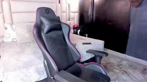 _sammy_ice online show from March 1, 7:30 am