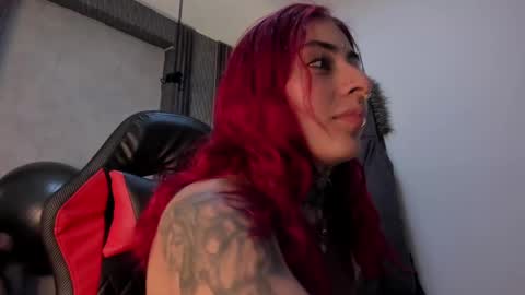 Selene online show from September 17, 3:59 pm