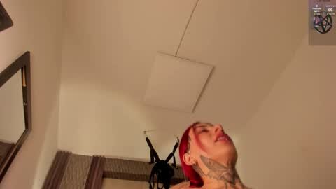 Selene online show from October 22, 5:47 pm