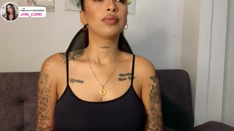 Snapshot of _sophiebrown__ chatting on October 29, 1:40 am Andrea The Next Stream Wednesday online show from October 29, 1:40 am