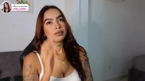 Snapshot of _sophiebrown__ chatting on September 22, 2:59 am Andrea The Next Stream Wednesday online show from September 22, 2:59 am