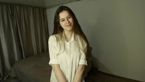 Stella Grace online show from April 3, 10:55 am