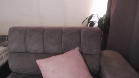 Snapshot of _sunnyferrell chatting on January 28, 2:10 pm Arianna online show from January 28, 2:10 pm