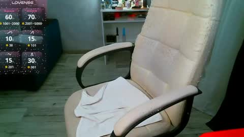 Milana   welcome to my world  online show from April 2, 1:51 pm