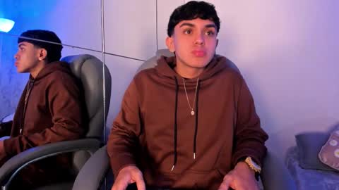 _taylorblack online show from January 9, 11:49 am