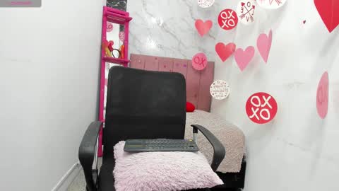 tinny online show from February 14, 2:23 pm