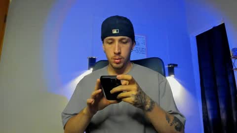 Trevor Belmont online show from December 8, 5:06 am