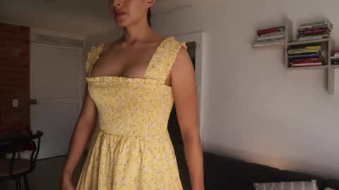 Anastasia Vahos online show from June 4, 5:41 pm