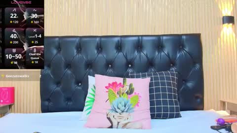 Veronica  online show from April 9, 4:05 am