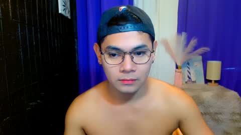 _xxcocksucker online show from January 1, 3:34 am