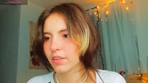 Snapshot of _yourcherrybomb chatting on February 23, 6:38 am _yourcherrybomb online show from February 23, 6:38 am