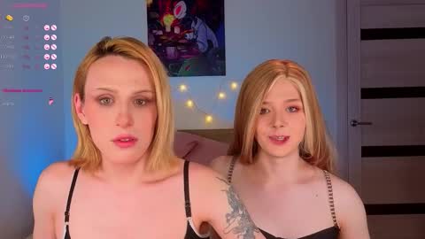 LITTLE FOX online show from January 11, 6:03 pm