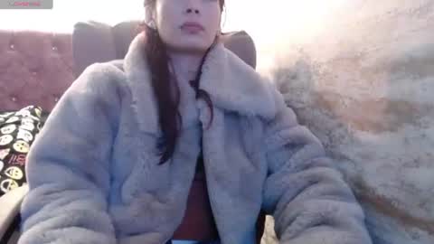 Yuyi online show from June 17, 4:39 am
