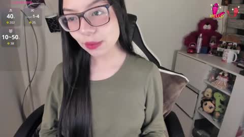 _zathara_ online show from April 27, 2:53 am