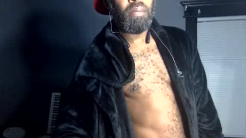 a_rizzy85 online show from May 28, 7:28 am