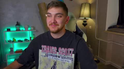 Snapshot of aalexxxxxx chatting on March 1, 5:31 am Alex online show from March 1, 5:31 am