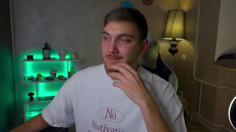 Snapshot of aalexxxxxx chatting on February 12, 9:11 pm Alex online show from February 12, 9:11 pm