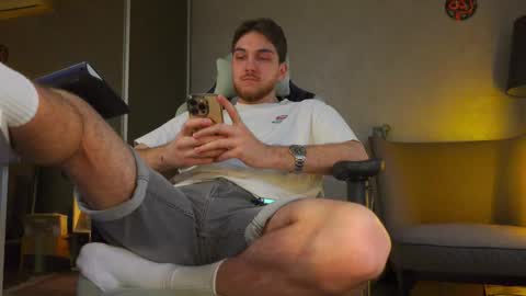 Snapshot of aalexxxxxx chatting on October 20, 7:57 am Alex online show from October 20, 7:57 am