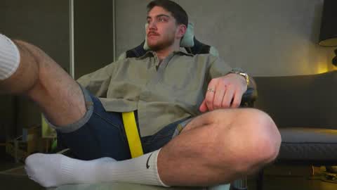 Snapshot of aalexxxxxx chatting on September 18, 7:12 am Alex online show from September 18, 7:12 am