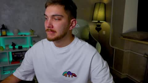 Snapshot of aalexxxxxx chatting on December 30, 5:04 am Alex online show from December 30, 5:04 am