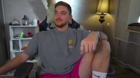 Snapshot of aalexxxxxx chatting on March 7, 5:40 am Alex online show from March 7, 5:40 am