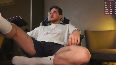 Alex online show from December 3, 7:20 am