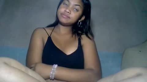 aariciah online show from February 12, 7:45 am