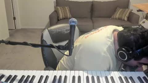 Aaron online show from June 13, 2:44 am
