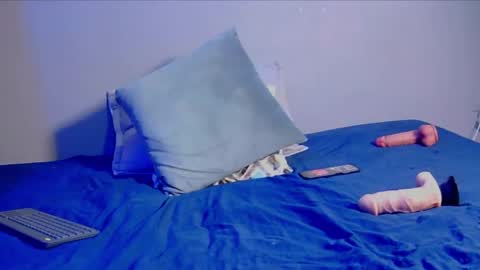 Aaron online show from June 5, 3:35 am