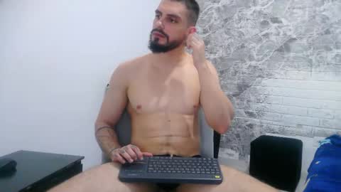 Aaron kwok online show from September 17, 2:04 am