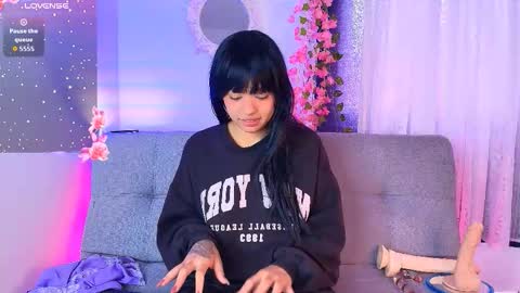 aba roose online show from December 1, 3:21 pm