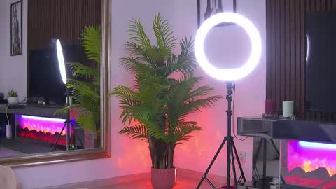 Alexa online show from May 9, 6:52 am