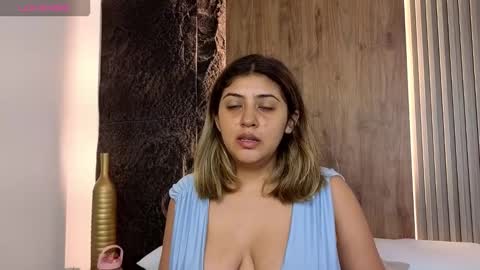 Abbygail online show from November 5, 12:18 pm