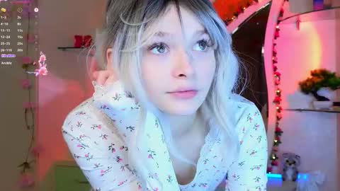 Abby online show from September 29, 9:25 pm