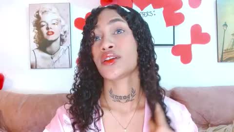 Snapshot of abbycutecs chatting on March 1, 7:37 pm abbycute online show from March 1, 7:37 pm