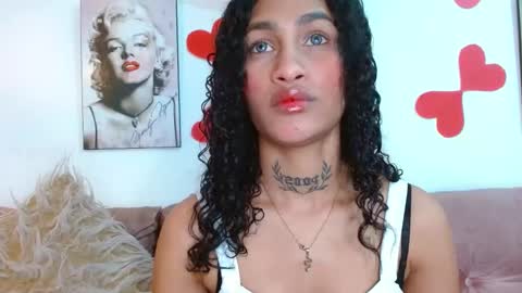 Snapshot of abbycutecs chatting on March 11, 3:36 am abbycute online show from March 11, 3:36 am