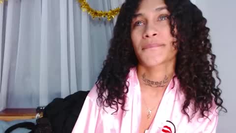 Snapshot of abbycutecs chatting on February 24, 8:38 am abbycute online show from February 24, 8:38 am