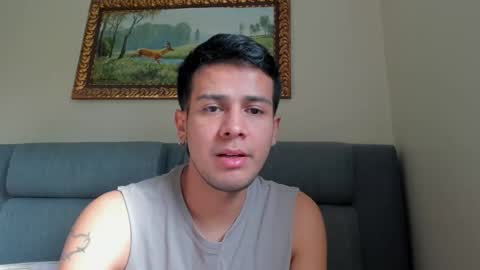 Independence model AbelAsburgo online show from October 2, 9:52 am