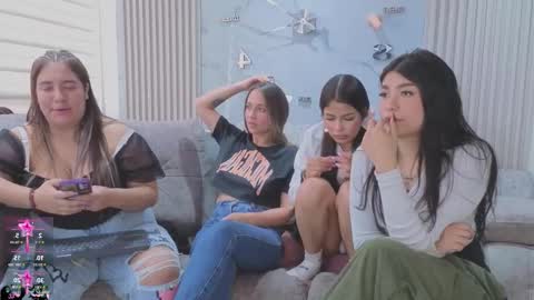 Abella online show from October 31, 3:23 pm