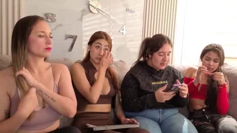 Abella online show from November 4, 2:29 pm