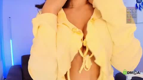 Abigail online show from November 4, 9:38 pm