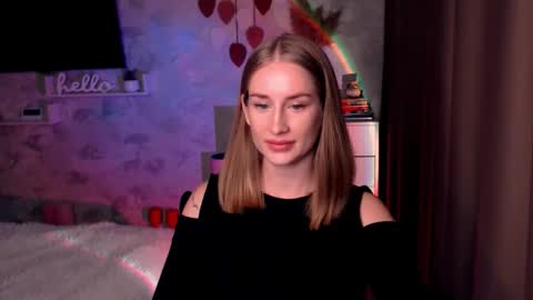 Snapshot of abigail_flex chatting on September 19, 6:55 pm Anna online show from September 19, 6:55 pm