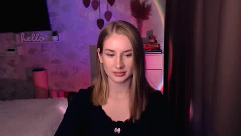 Snapshot of abigail_flex chatting on October 17, 6:23 pm Anna online show from October 17, 6:23 pm