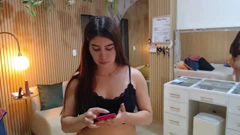 abigailowensss online show from October 7, 9:38 am