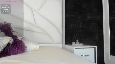 Abigail online show from December 1, 12:03 pm