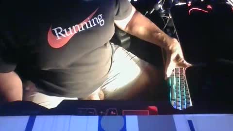 oldschooldick online show from April 12, 5:00 am