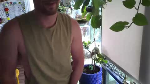 abracadanny777 online show from April 18, 1:35 pm